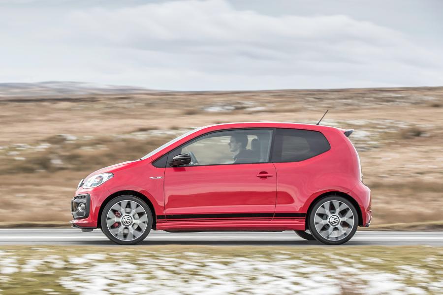  Volkswagen up! GTI 2018 года  (UK) (фото 4 из 36)